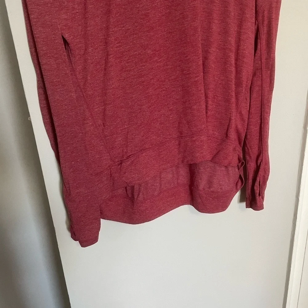 𝅺90 Degree By Reflex Light Hoodie